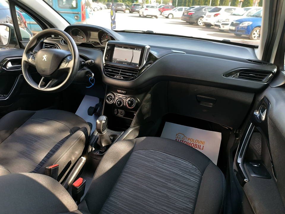 Fotografija za 2809 Peugeot 208 1.6 BlueHDI