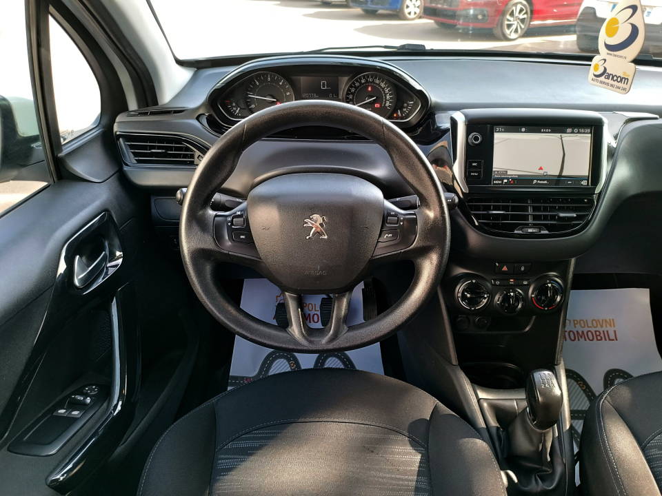 Fotografija za 2809 Peugeot 208 1.6 BlueHDI