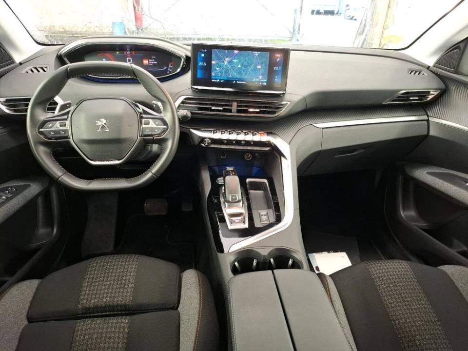 Fotografija za 2825 Peugeot 3008 1.5BlueHDI Active FL AT