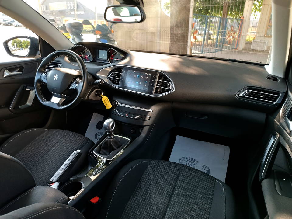 Fotografija za 2827 Peugeot 308 1.5BlueHDI