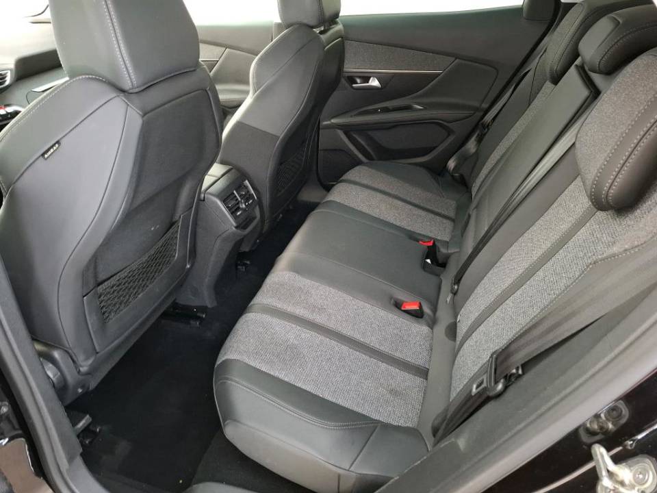 Fotografija za 2831 Peugeot 3008 2.0BlueHDI ALLURE