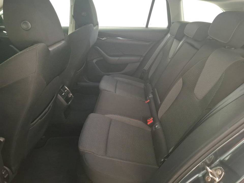 Fotografija za 2884 Skoda Octavia 2.0TDI DSG7