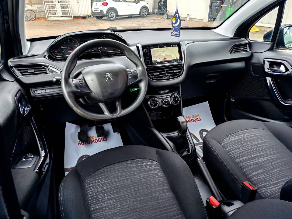 Fotografija za 2887 Peugeot 208 1.2BlueHDI Active