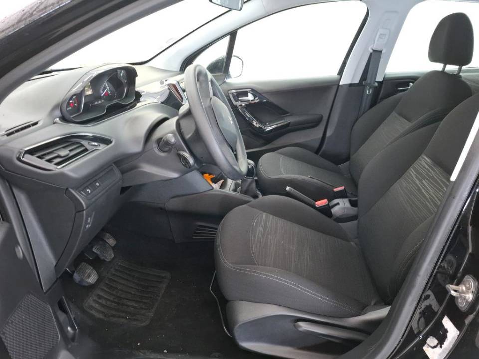 Fotografija za 2901 Peugeot 208 1.2 PureTECH