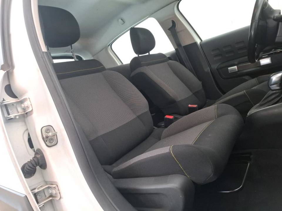 Fotografija za 2920 Citroen C3 1.2PureTECH Shine AT