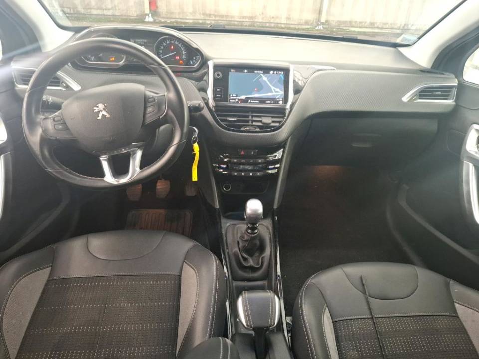 Fotografija za 2923 Peugeot 2008 1.2PureTECH 110