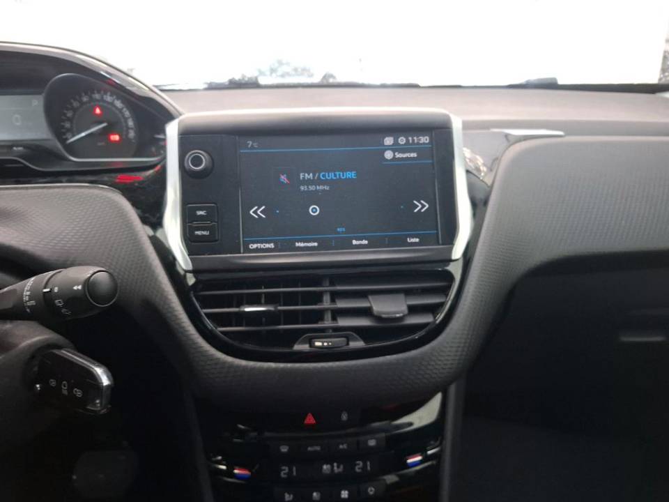 Fotografija za 2926 Peugeot 208 1.2PureTECH Automatik