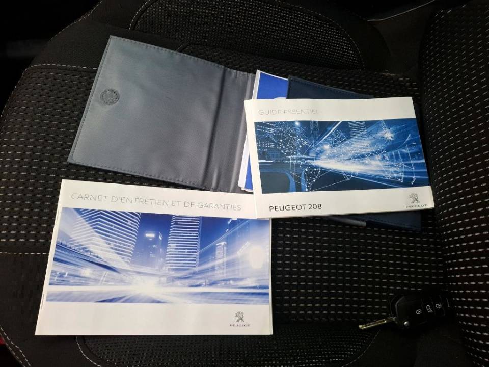 Fotografija za 2926 Peugeot 208 1.2PureTECH Automatik