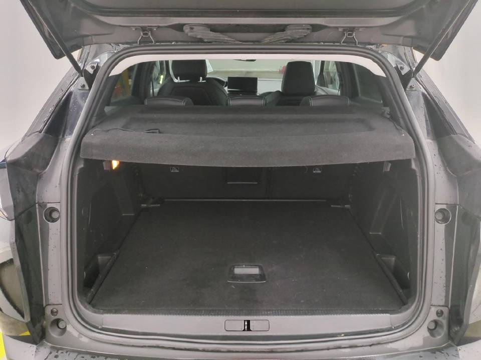 Fotografija za 2927 Peugeot 3008 1.5BlueHDI Allure AT8