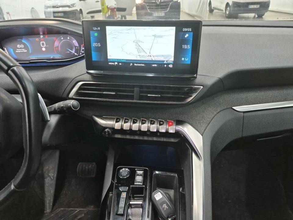 Fotografija za 2935 Peugeot 3008 1.5BlueHDI Allure AT8