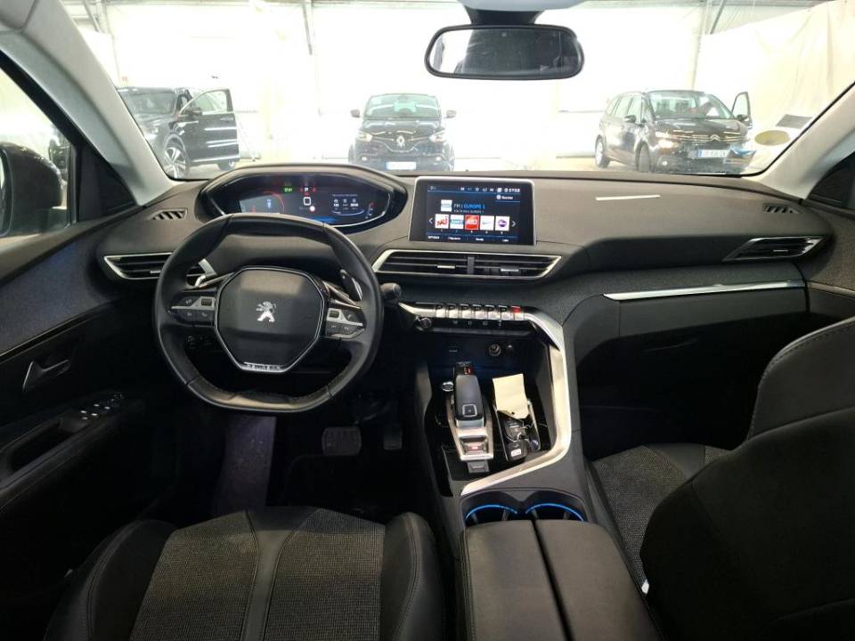 Fotografija za 2936 Peugeot 3008 1.5BlueHDI Allure AT8