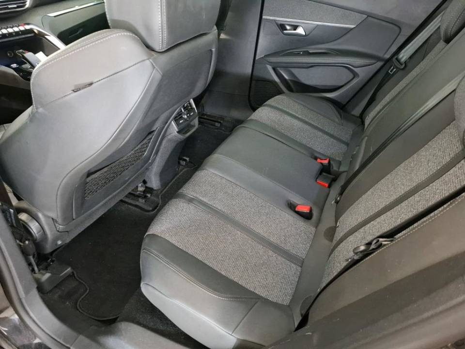 Fotografija za 2936 Peugeot 3008 1.5BlueHDI Allure AT8