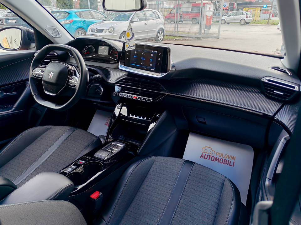 Fotografija za 2937 Peugeot 2008 1.5BlueHDI AT8