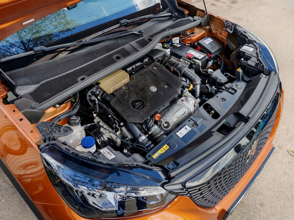 Fotografija za 2937 Peugeot 2008 1.5BlueHDI AT8