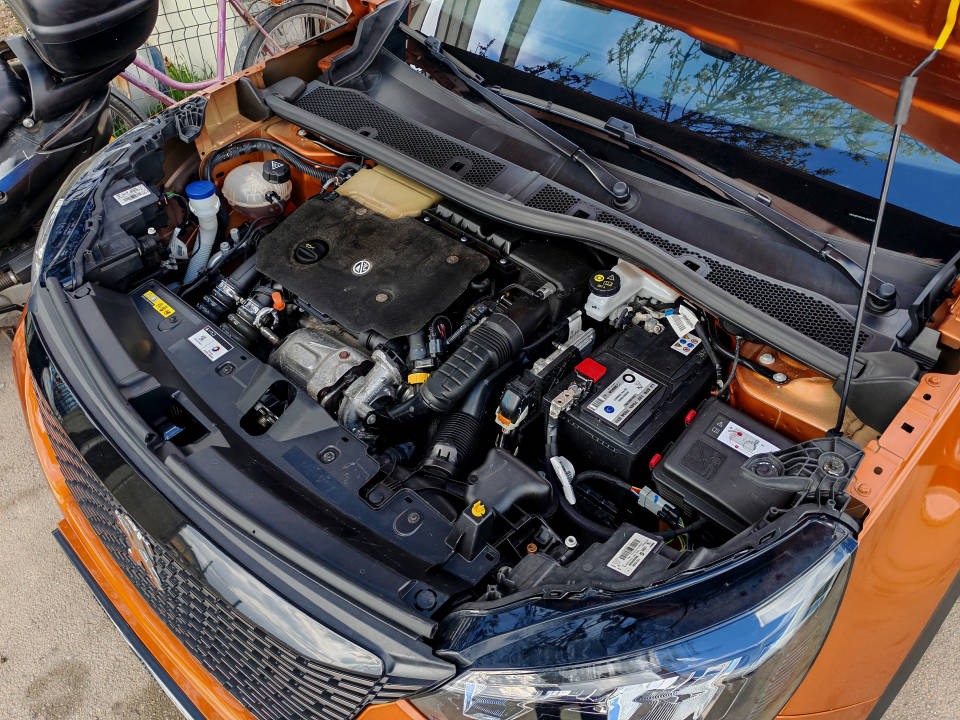 Fotografija za 2937 Peugeot 2008 1.5BlueHDI AT8