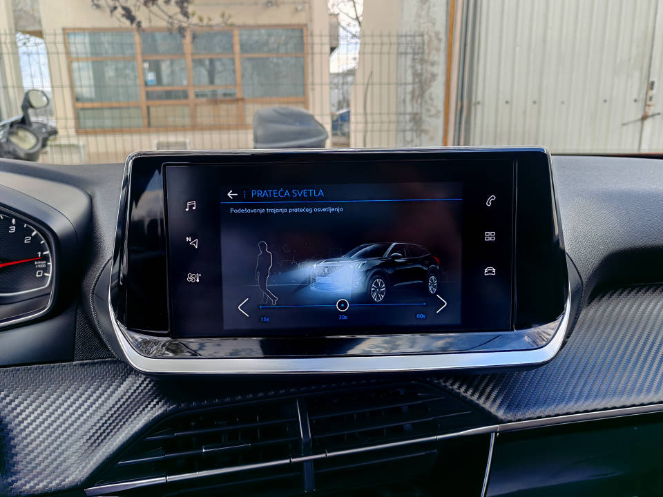 Fotografija za 2937 Peugeot 2008 1.5BlueHDI AT8