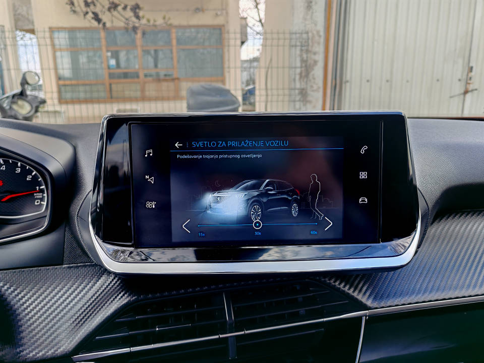 Fotografija za 2937 Peugeot 2008 1.5BlueHDI AT8