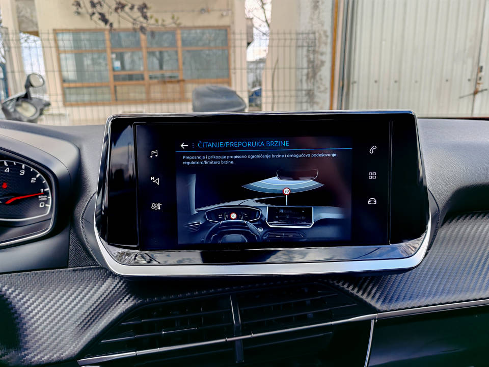 Fotografija za 2937 Peugeot 2008 1.5BlueHDI AT8