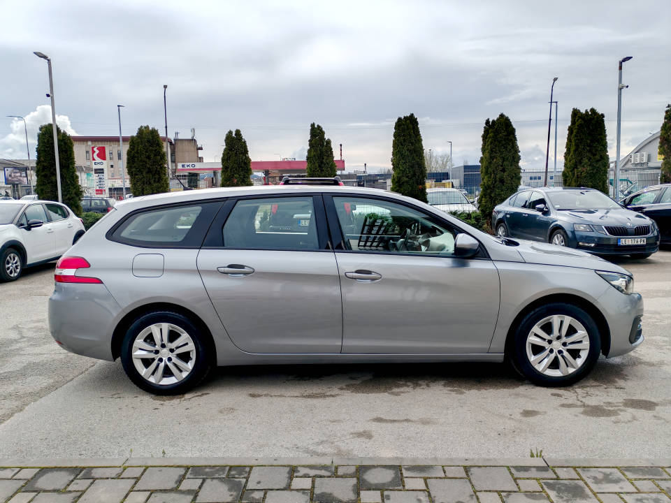 Fotografija za 2938 Peugeot 308 1.5BlueHDI SW