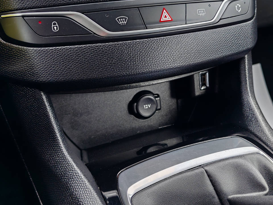 Fotografija za 2938 Peugeot 308 1.5BlueHDI SW