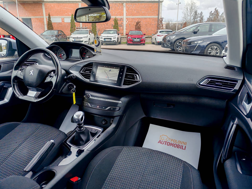 Fotografija za 2938 Peugeot 308 1.5BlueHDI SW