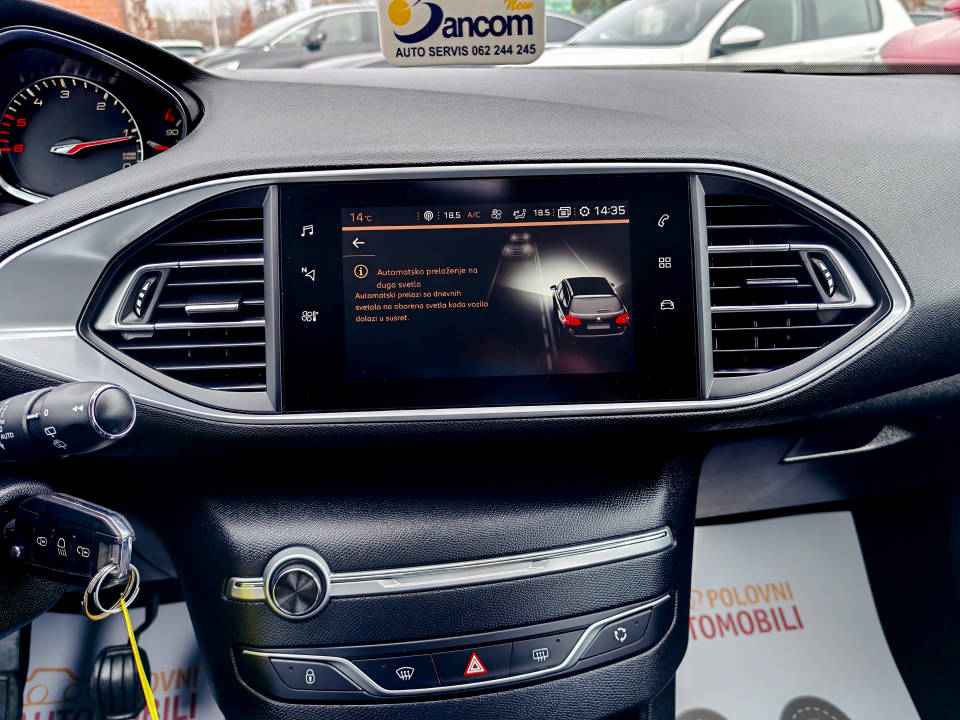 Fotografija za 2938 Peugeot 308 1.5BlueHDI SW