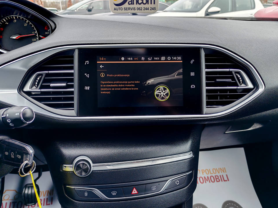 Fotografija za 2938 Peugeot 308 1.5BlueHDI SW