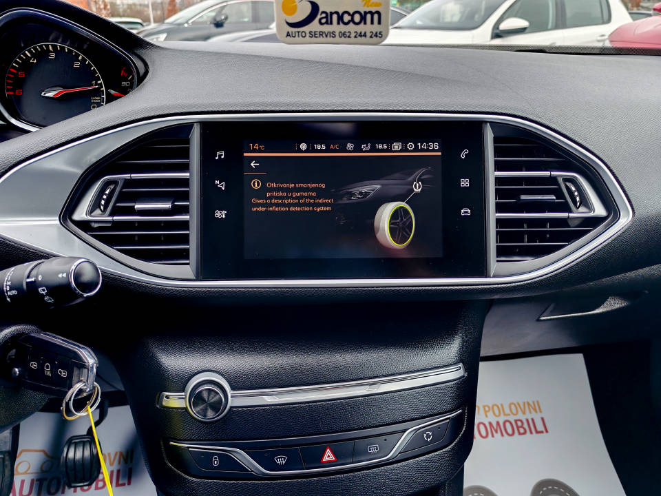 Fotografija za 2938 Peugeot 308 1.5BlueHDI SW