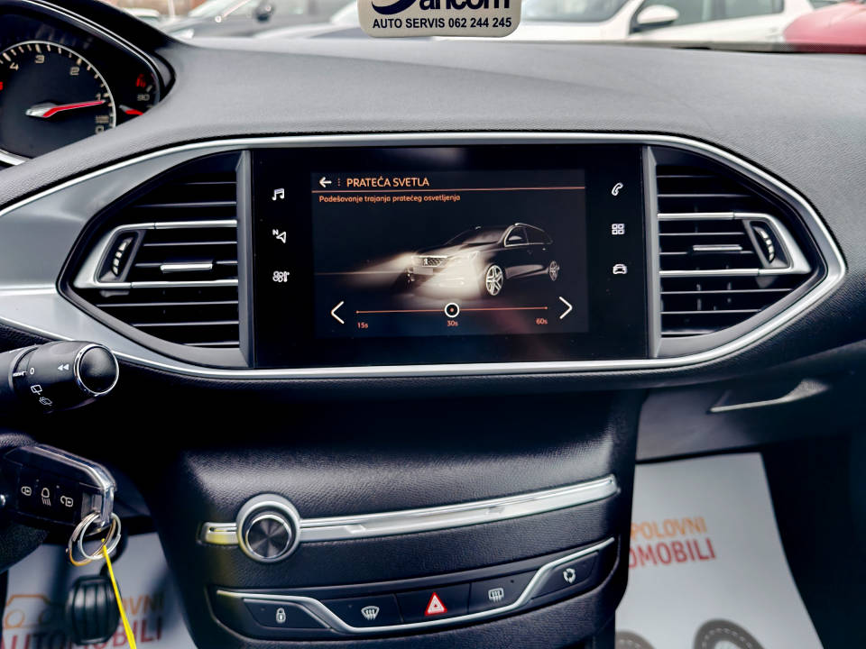 Fotografija za 2938 Peugeot 308 1.5BlueHDI SW