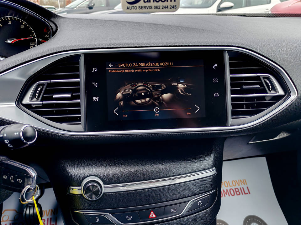 Fotografija za 2938 Peugeot 308 1.5BlueHDI SW