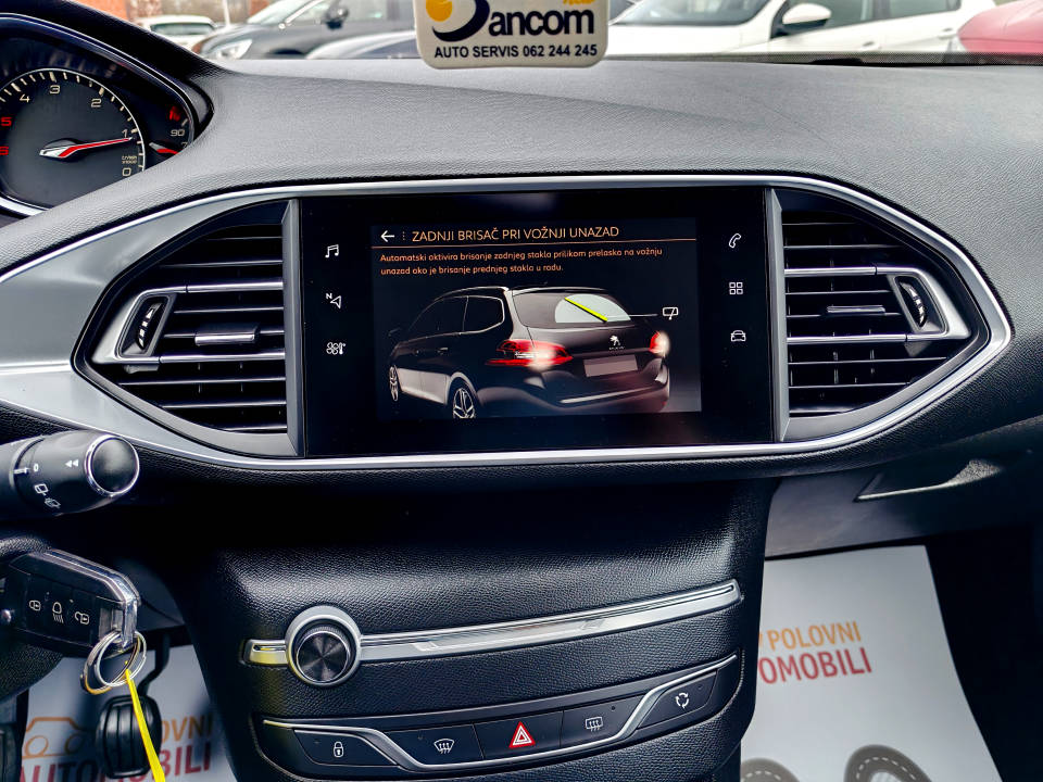 Fotografija za 2938 Peugeot 308 1.5BlueHDI SW