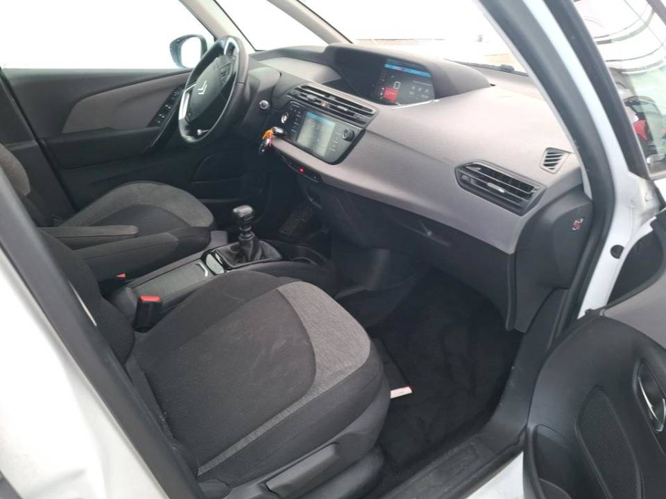 Fotografija za 2946 Citroen SpaceTourer 1.5BlueHDI Primium Pack