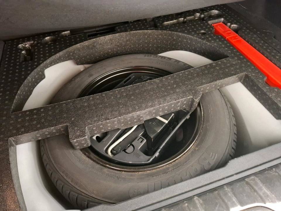 Fotografija za 2957 Peugeot 2008 1.2PureTECH Allure