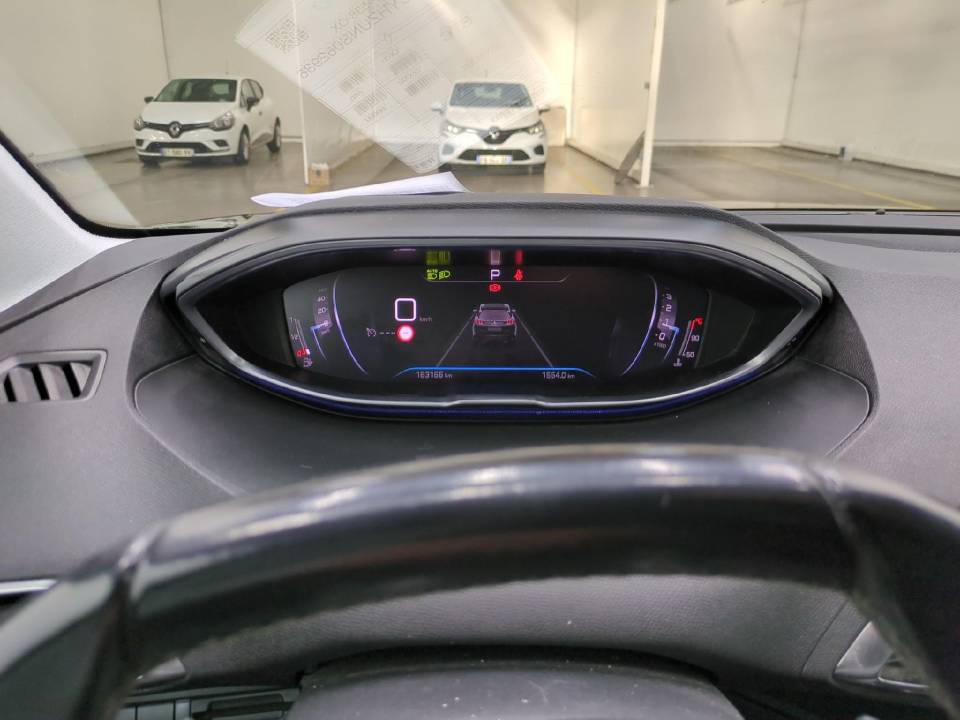 Fotografija za 2959 Peugeot 3008 1.5BlueHDI AT8 FL