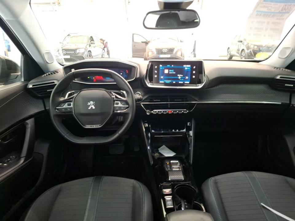 Fotografija za 2974 Peugeot 3008 1.5BlueHDI Allure
