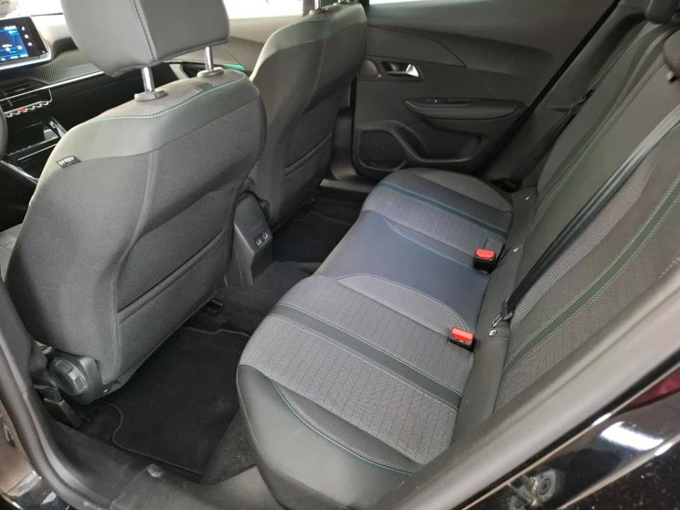 Fotografija za 2974 Peugeot 3008 1.5BlueHDI Allure