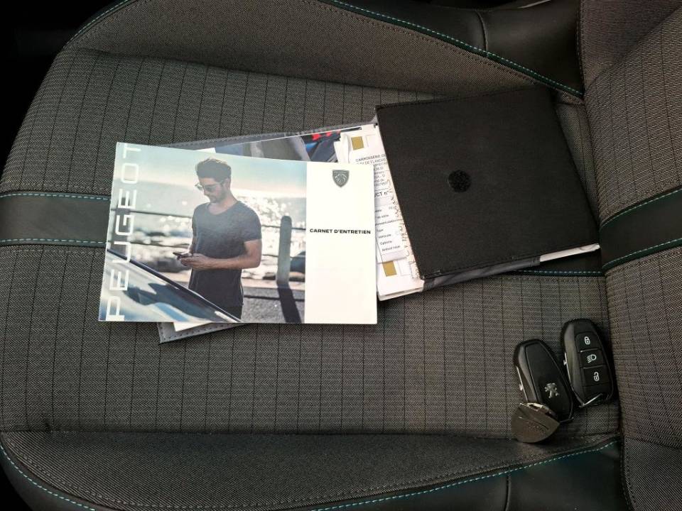 Fotografija za 2974 Peugeot 3008 1.5BlueHDI Allure
