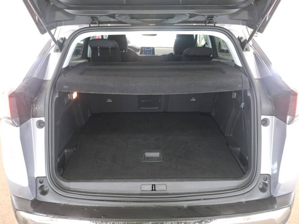 Fotografija za 2975 Peugeot 3008 1.2PureTECH