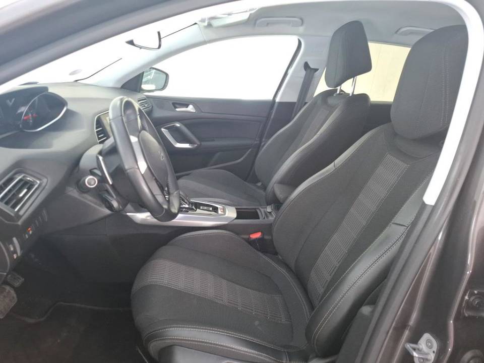 Fotografija za 2994 Peugeot 308 1.2PureTECH Allure