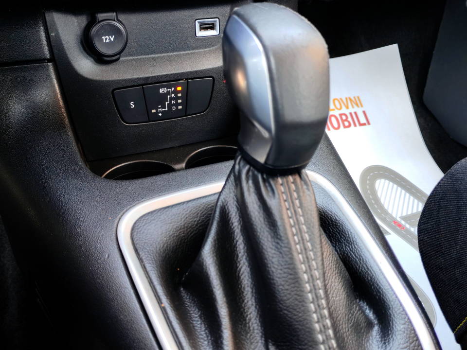 Fotografija za 3015 Citroen C3 1.2PureTECH Automatik