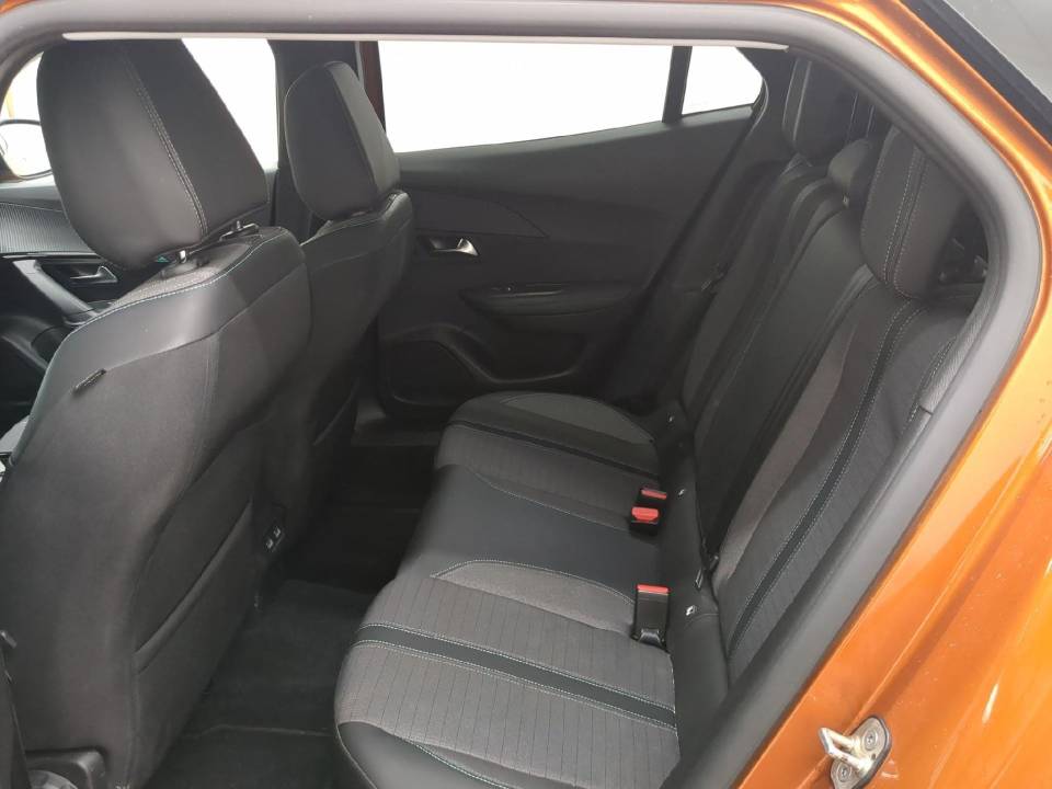 Fotografija za 3028 Peugeot 2008 1.5BlueHDI Allure